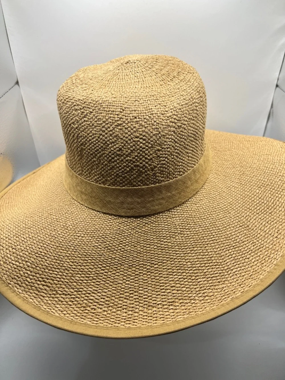 283. Women’s Adjustable Wide-Brim Sun Hat with Bow - Tan